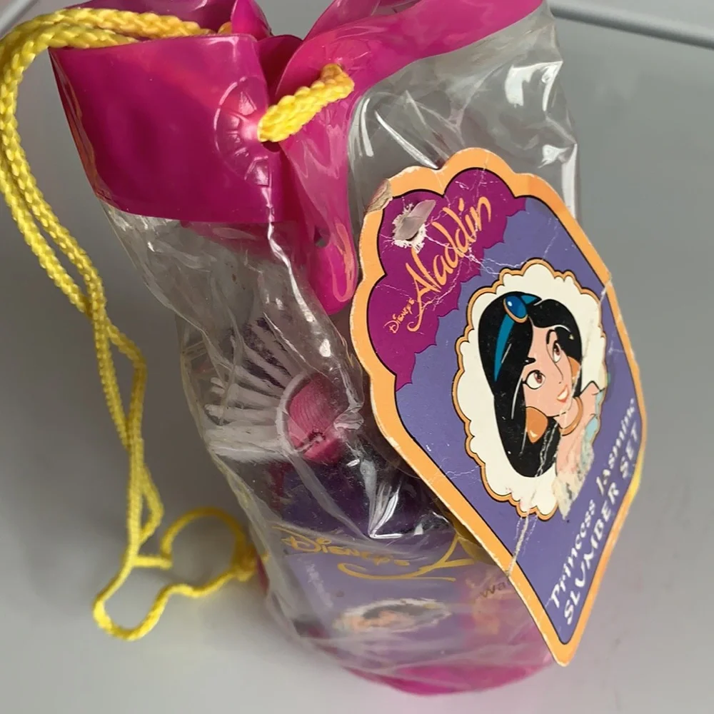 Disney Aladdin Princess Jasmin Slumber Kit brand new